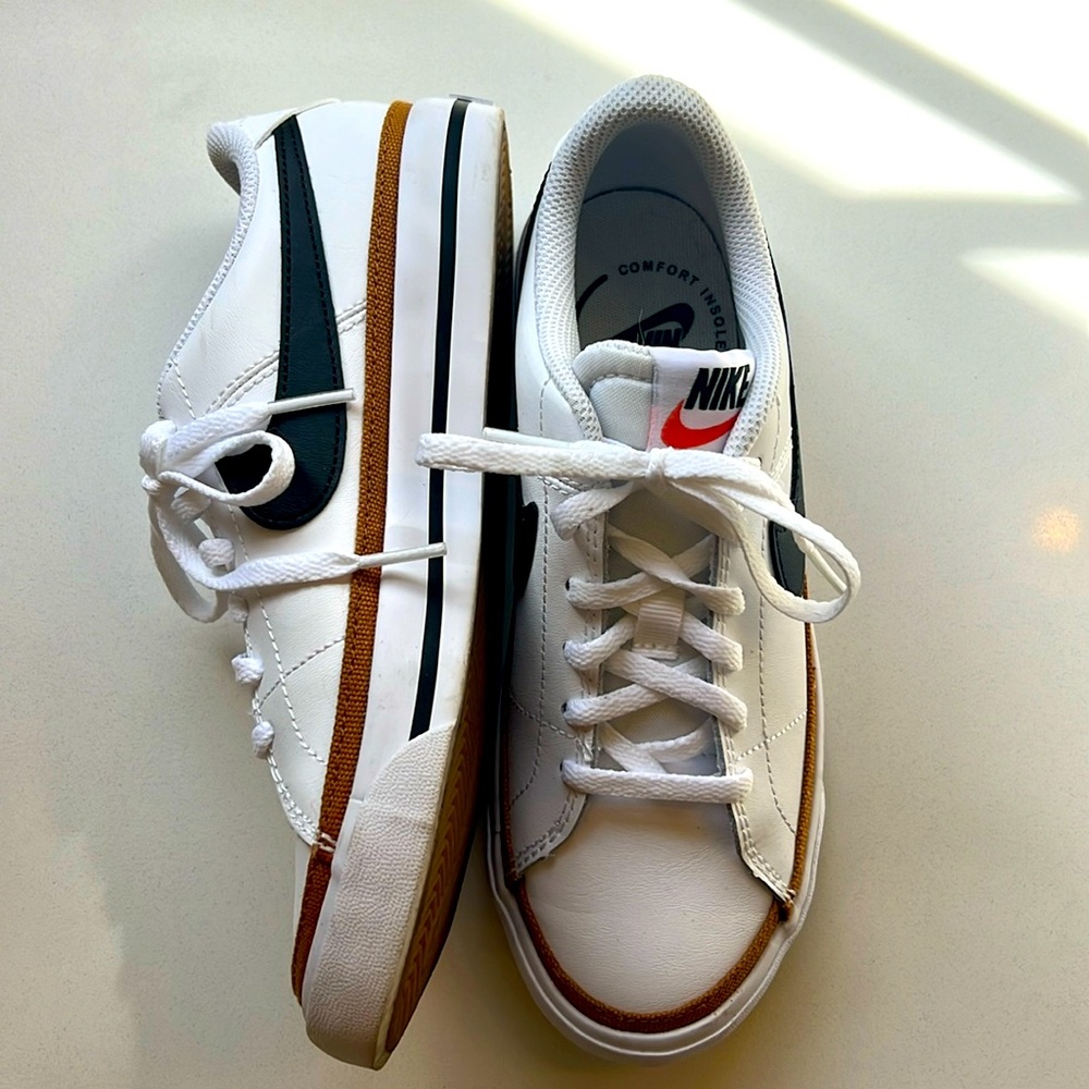 Nike shoes kids size 3.5